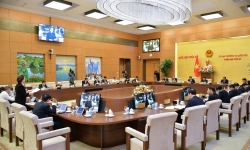 Ủy ban Thường vụ Quốc hội quyết định thành lập thị xã Việt Yên và thị trấn Hậu Hiền 